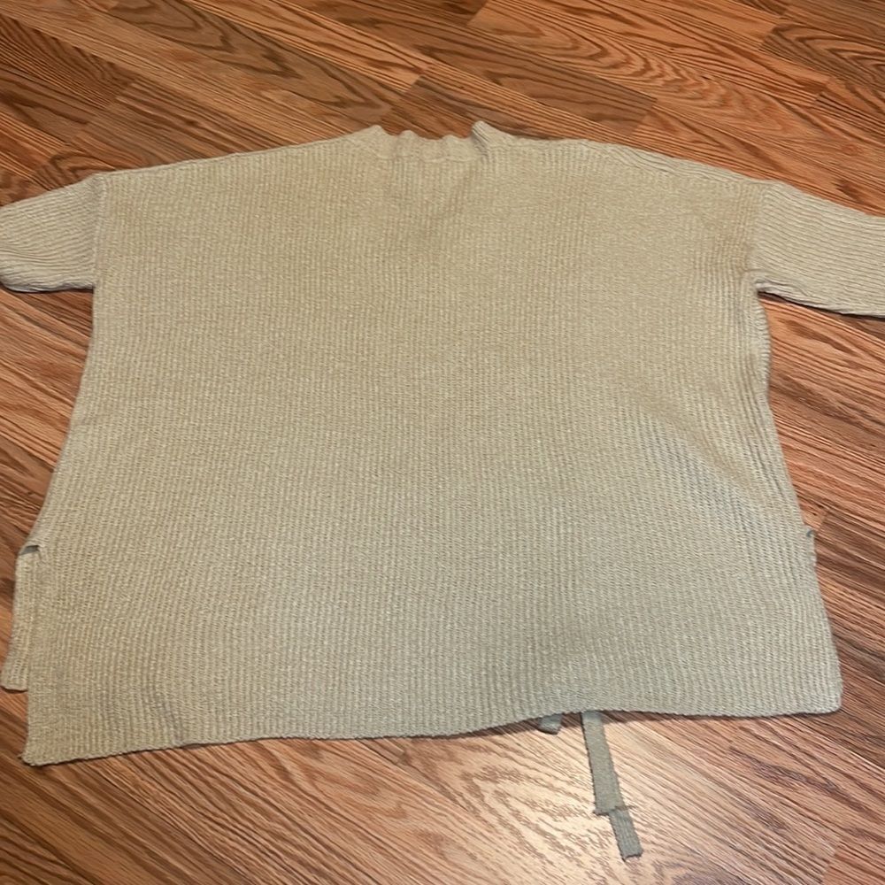 ILLA ILLA Oversized  Cream Sweater, aesthetic natural color, beige, neutral, S - Picture 6 of 7